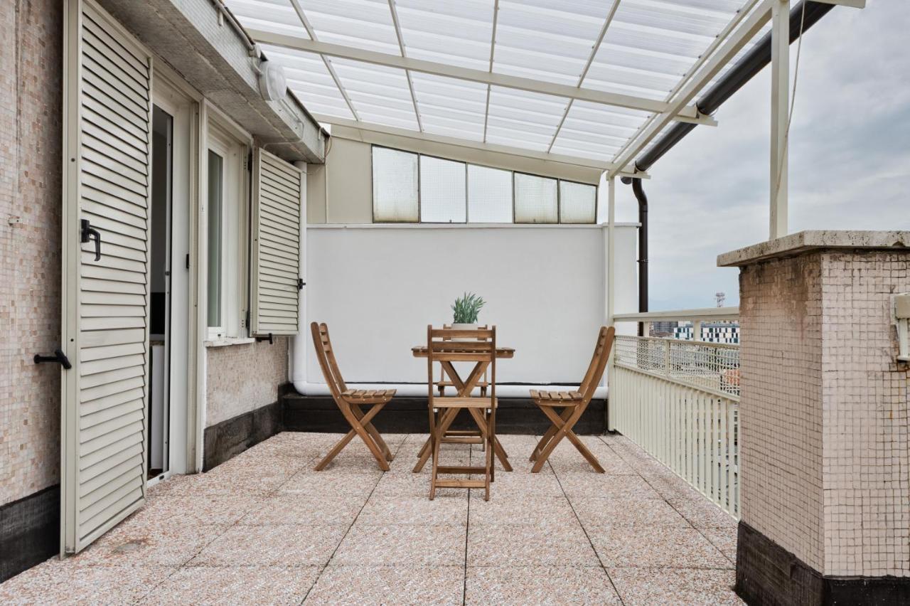 Urban House Carducci - Attic Apartman Torino Kültér fotó